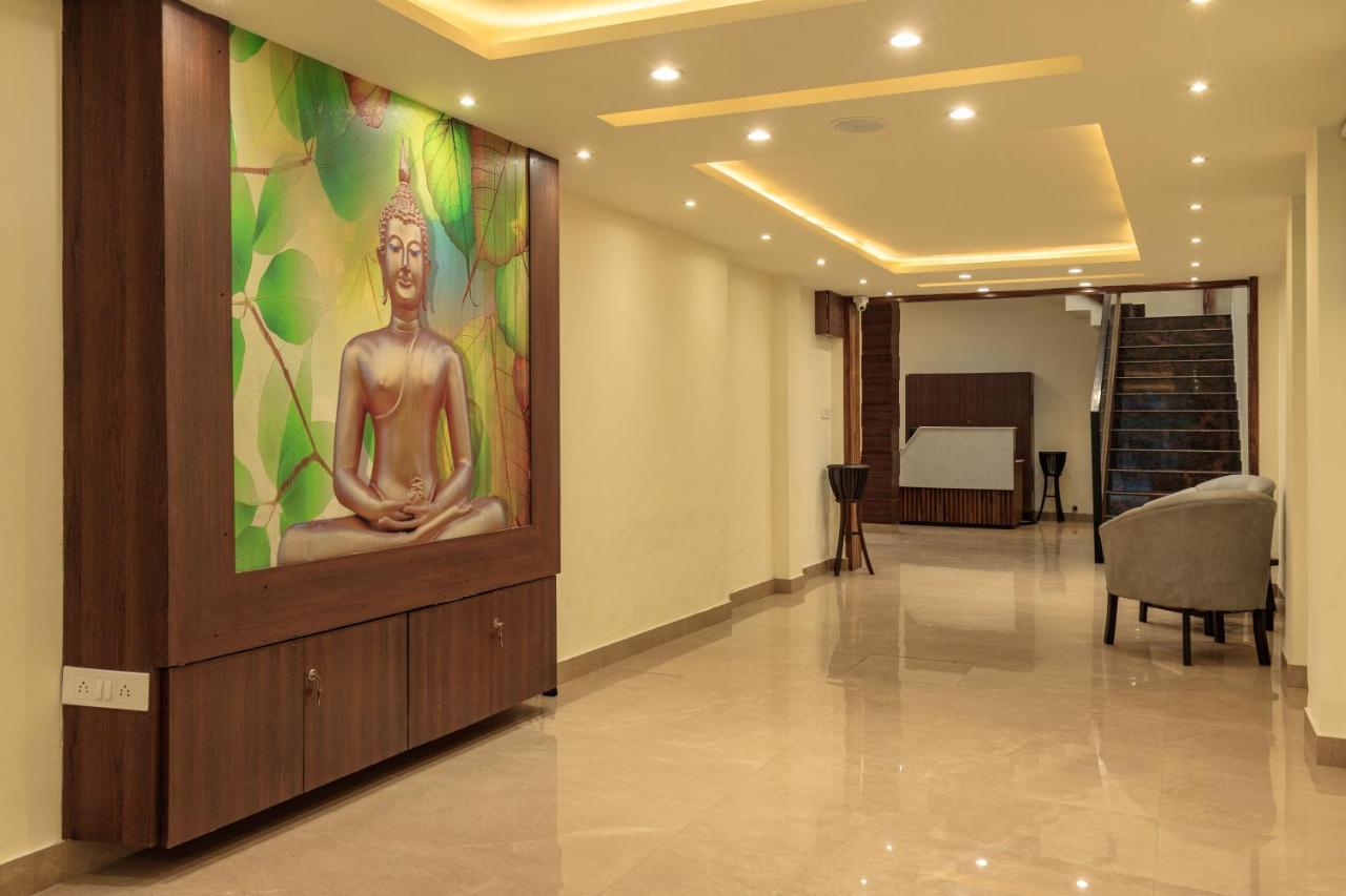 De Manora Homes - Unpretentious Hotel With A Garden , Posh Area Ranjit Avenue Amritsar Exterior photo